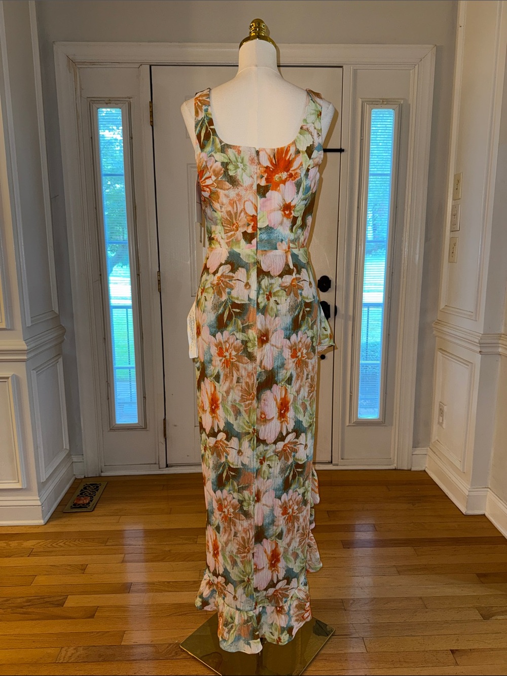 Dress the Population Floral High-Low Maxi Dress in Orange & Green - Picture 8 of 9